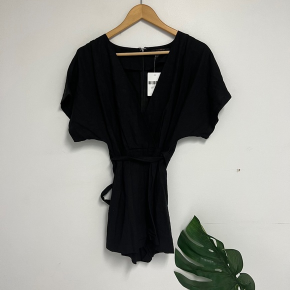 Forever 21 Pants - Forever 21 black romper size small
